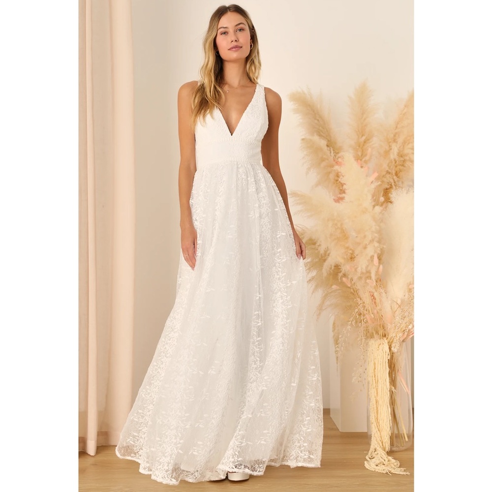 Lulu's Ivory Lace V-Neck A-Line Wedding Gown